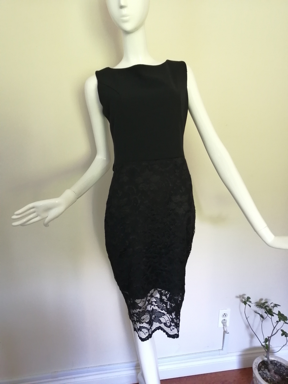 Rinascimento Black Dress - Picture 2 of 9